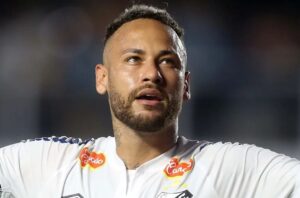 Neymar dice estar «feliz y agradecido» por los hinchas que corearon su nombre en la derrota de Brasil