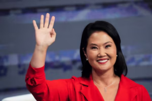 Keiko Fujimori lidera las encuestas presidenciales de Perú a una semana de las elecciones